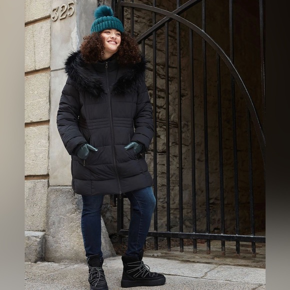 Faux Fur Hood Quilted Winter Coat Reitmans XXL SYNTHETIC DOWN - Picture 8 of 8